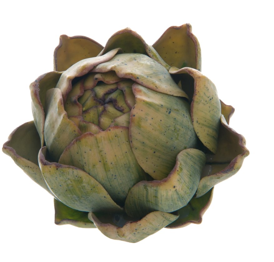 close up of the bud detailing to the artificial realistic artichoke