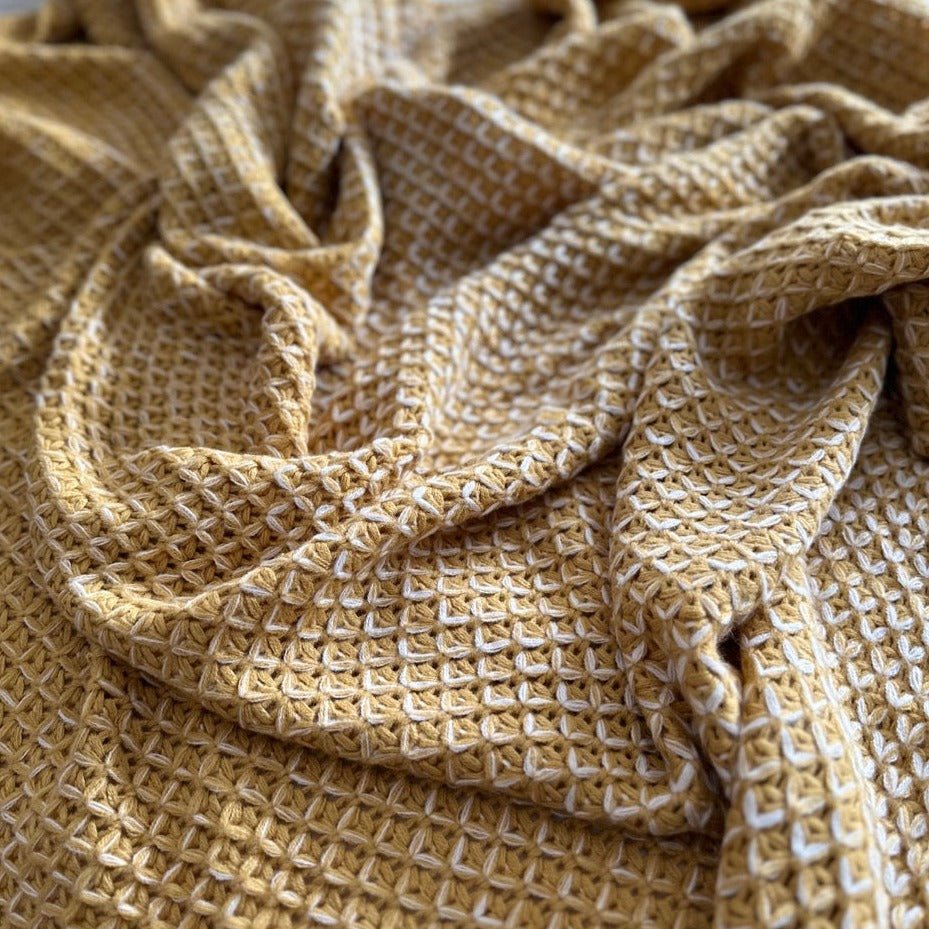 Paoletti Elina Throw in Ochre